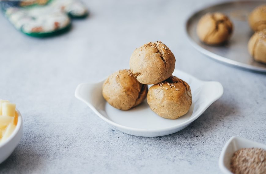 oat cheese buns