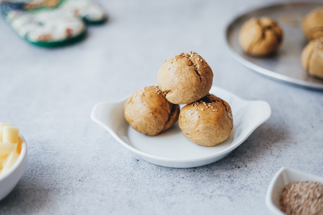 oat cheese buns